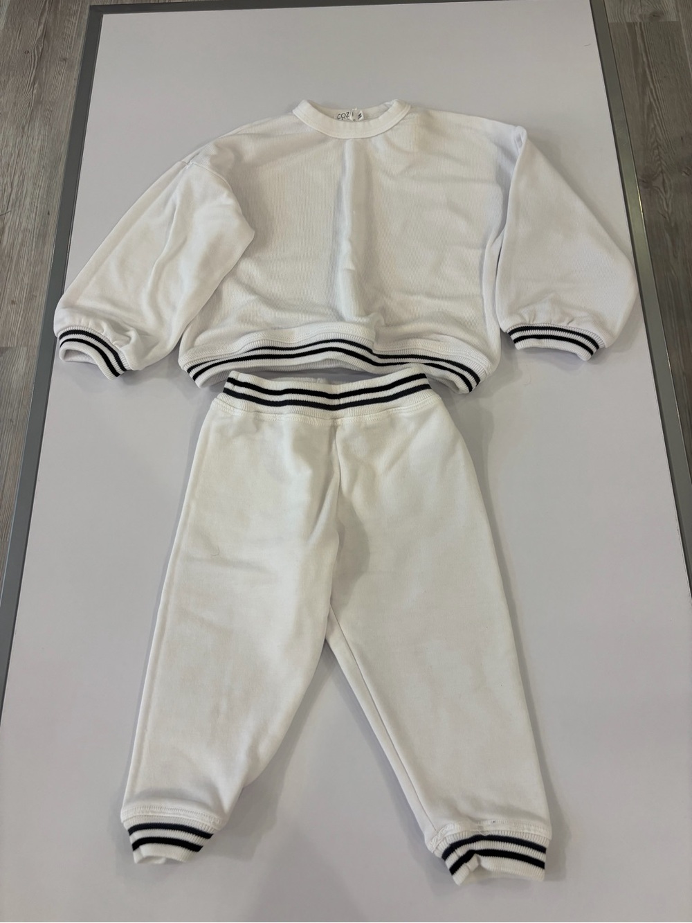 Cozii White Two-Piece Sweatshirt & Jogger Set with Black Stripe Trim